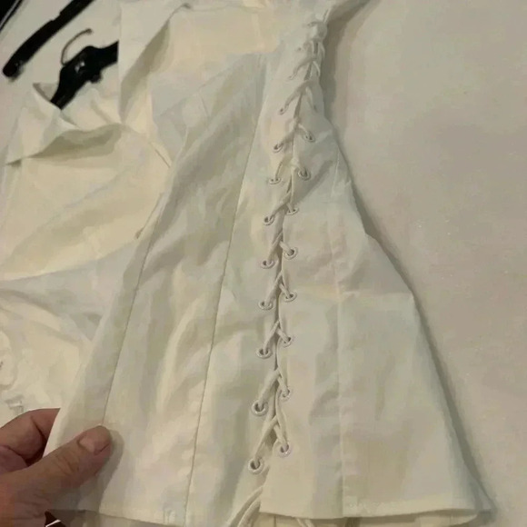 Lafayette 148 women’s button down white cotton shirt w/laced up sides size 6 - Picture 9 of 11